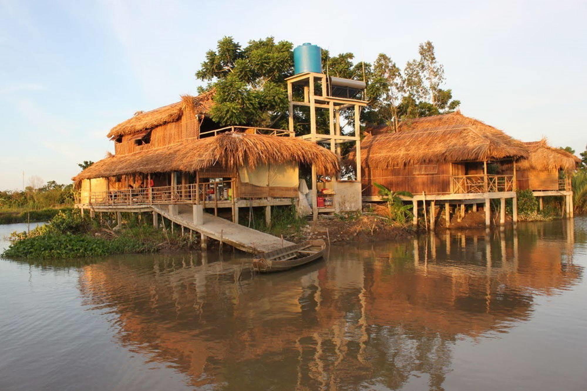 Nguyen Shack - Mekong Can Tho Villa ภายนอก รูปภาพ